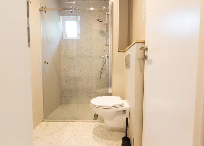 Select ゲストハウス 3*