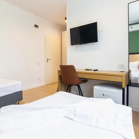 招待所 Select 泰基尔吉奥尔